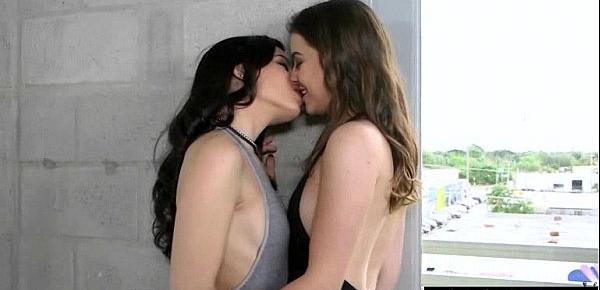  Sex Tape With Naughty Teen Lesbos Girls (Bobbi Dylan & Kylie Quinn) clip-08